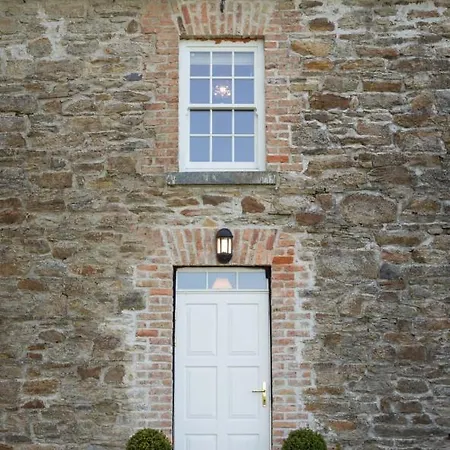 Prizon House